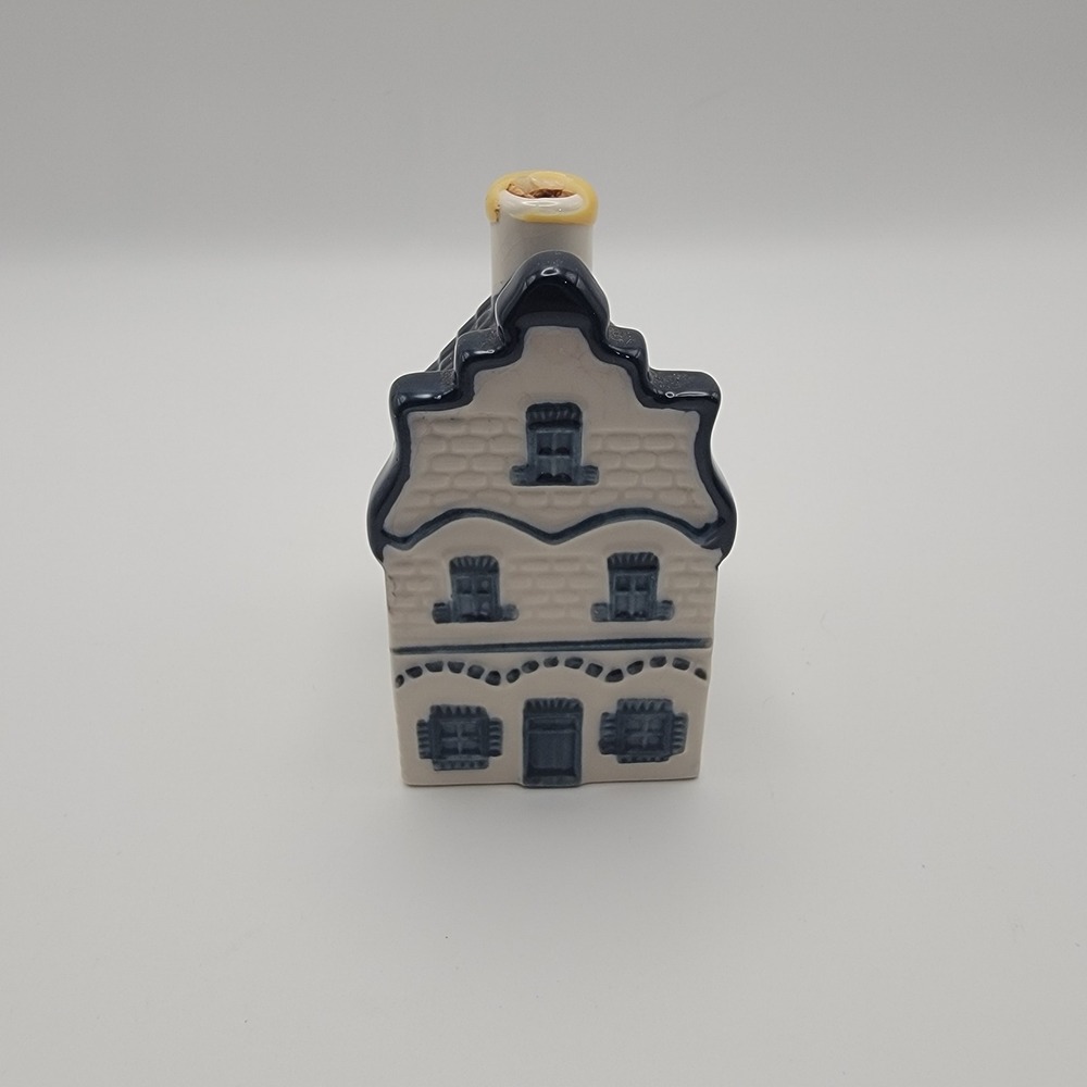 KLM Bols Blue Delft House 1 Miniature Bottle 2010 Dutch Canal House Empty